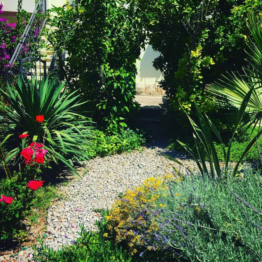Guesthouse Villa Vice Split Bagian luar foto