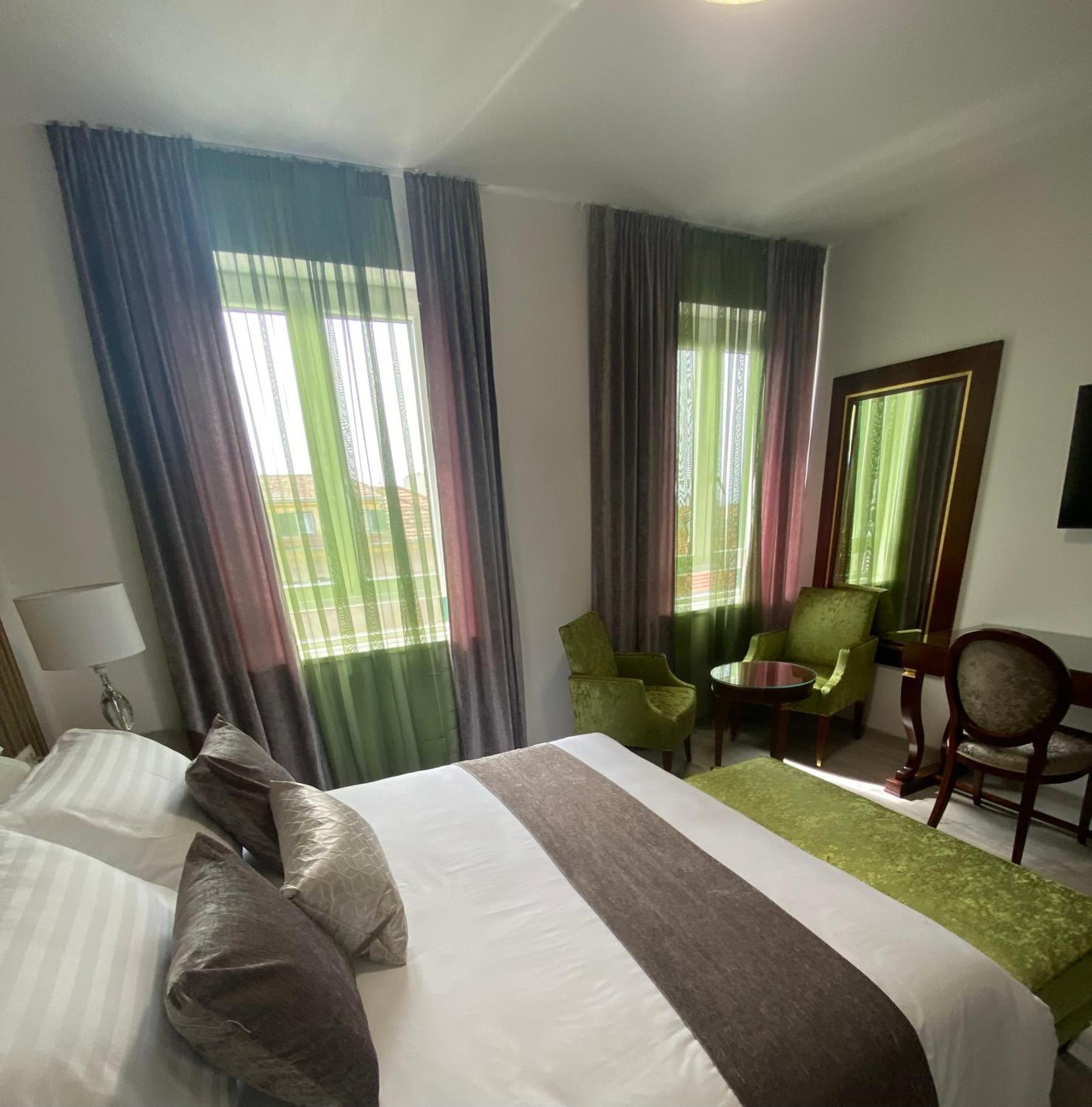 Guesthouse Villa Vice Split Bagian luar foto